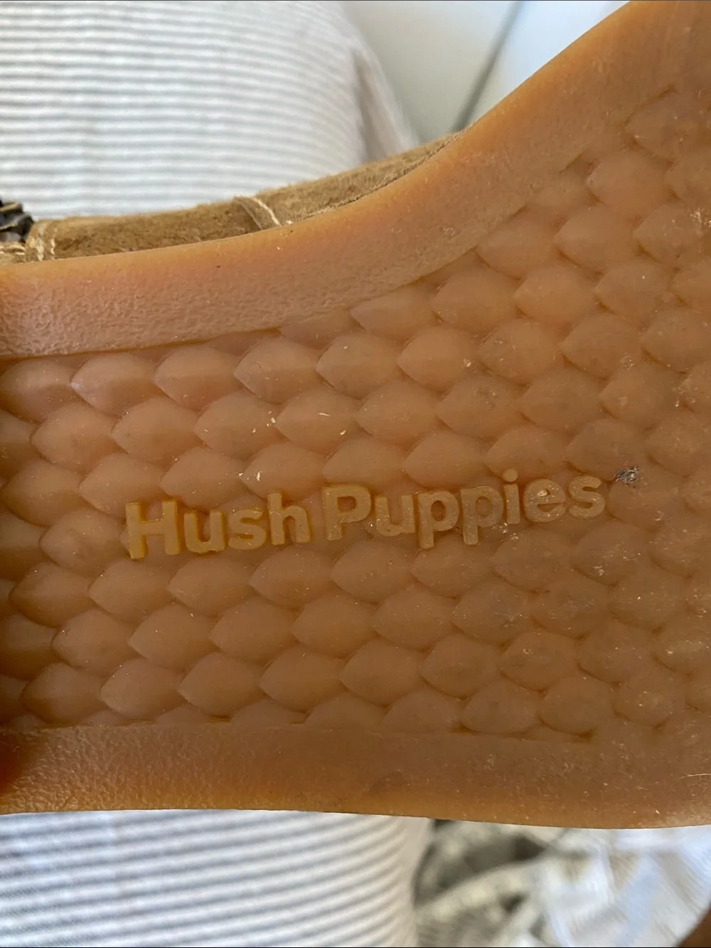 Hush Puppies Men's Suede Chukka Boots in Tan Brown